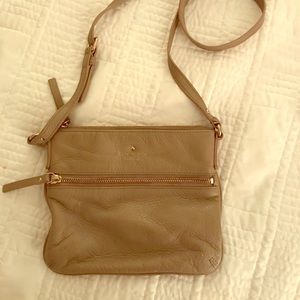 Kate spade crossover body purse adorable